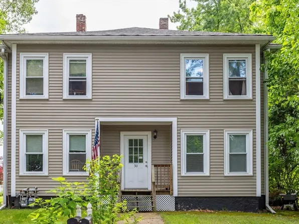 30 Baker St, Lunenburg, MA 01462