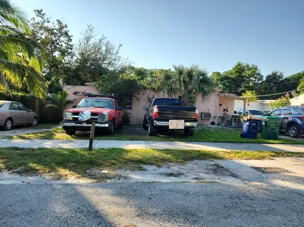 1358 NE 147th St, Miami, FL 33161