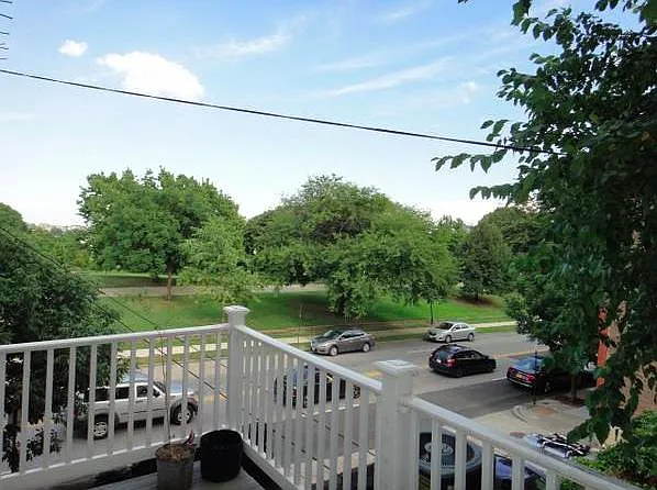 2233 E Pratt St #2-R — Photo 1