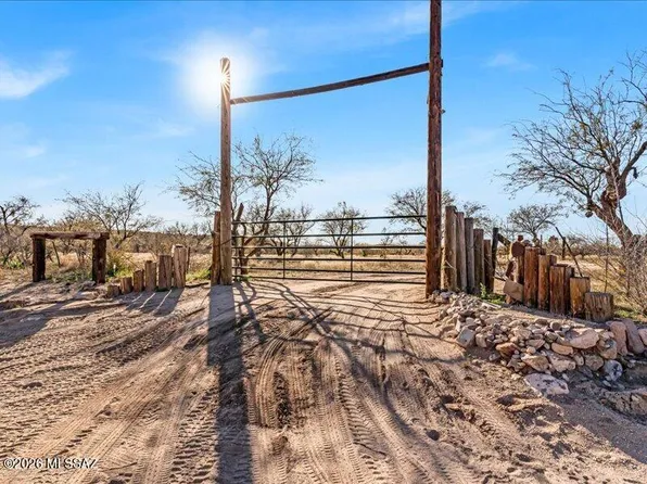 24510 E Marsh Station Rd, Pima County, AZ 85602