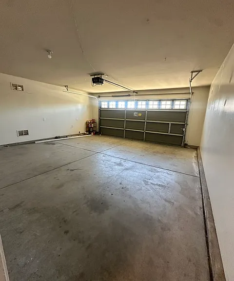 616 Vermillion Dr — Photo 17