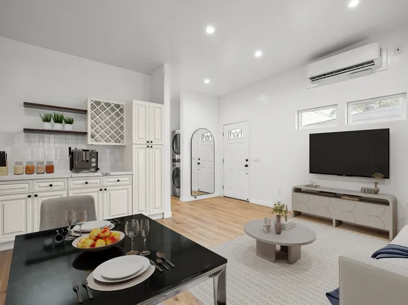 8333 Gonzaga Ave, Los Angeles, CA 90045