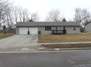 300 N Joseph Ave, Tea, SD 57064