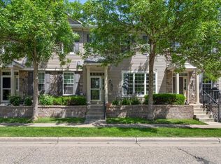7536 11th St N, Oakdale, MN 55128