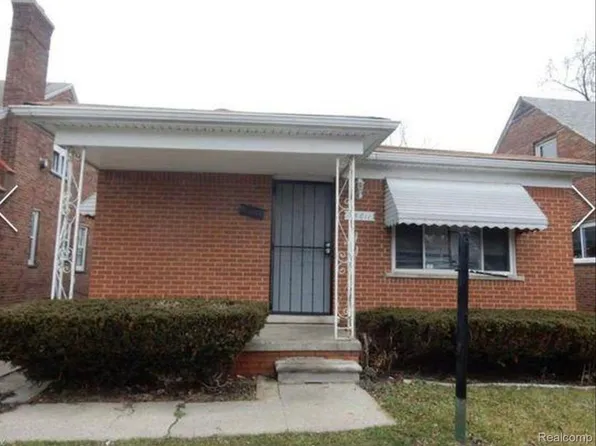 15011 Young St, Detroit, MI 48205