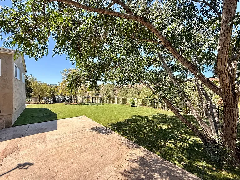 2208 Susan Pl — Photo 14