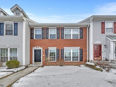 46 Balboa Ln, Franklin Park, NJ, 08823