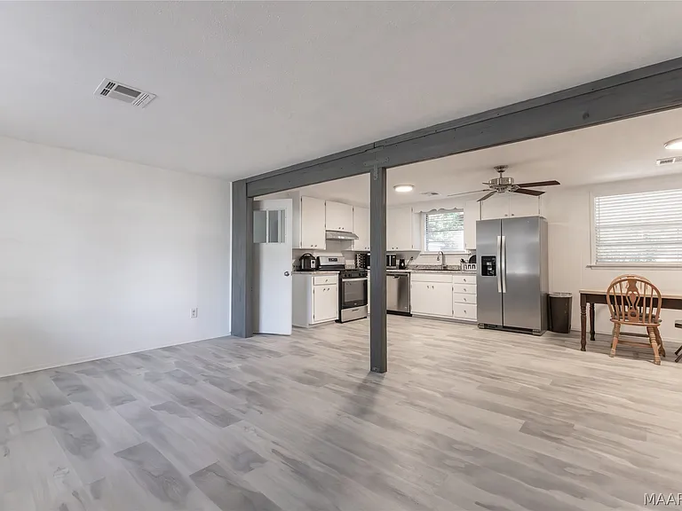 617 Wisteria Rd — Photo 12