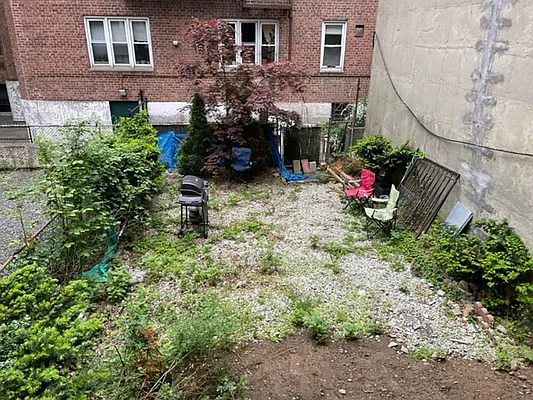 Rented by 18 REALTY | media 26