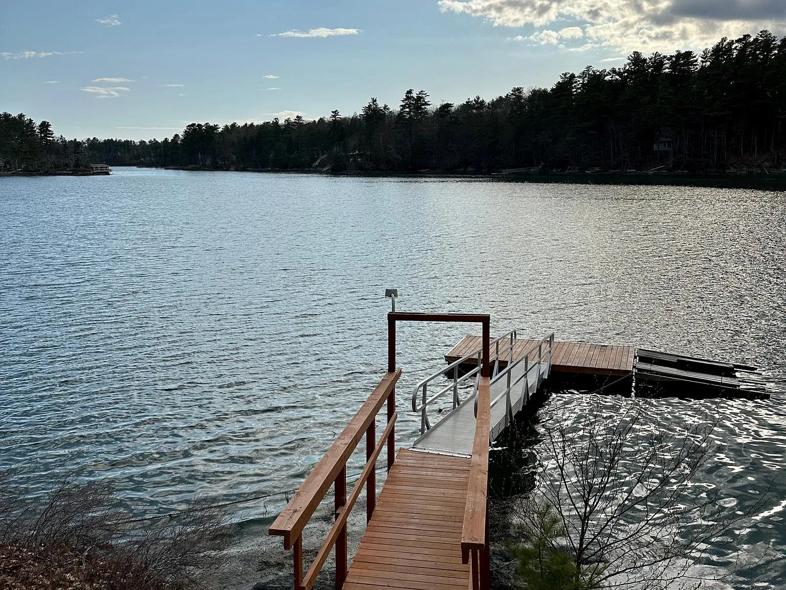 5 bed, 4380 sqft, $4,850 — Photo 2
