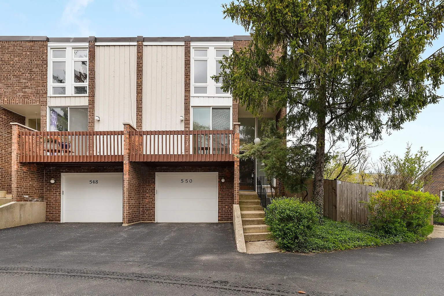 550 Skokie Blvd photo 1