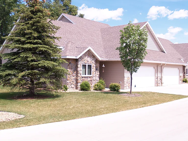 Beaver Creek Townhomes — Photo 14