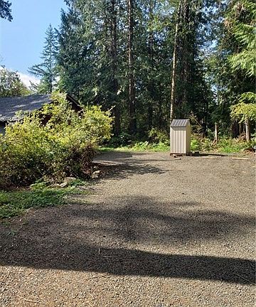 4th image of 110 E Agate Dr