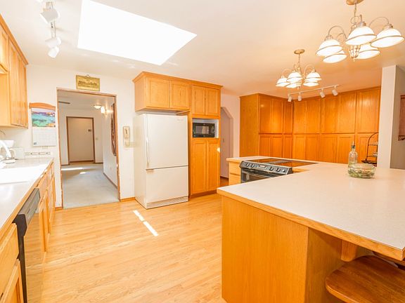 5th image of 5110 91st Ave NE