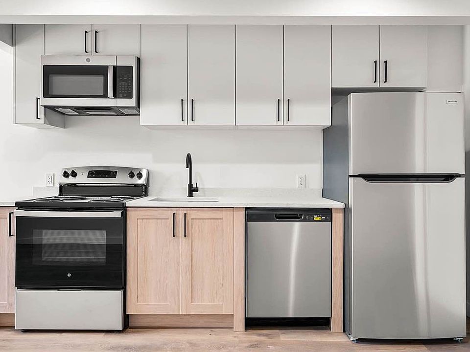 2nd image of 2980 3rd Ave #5B
