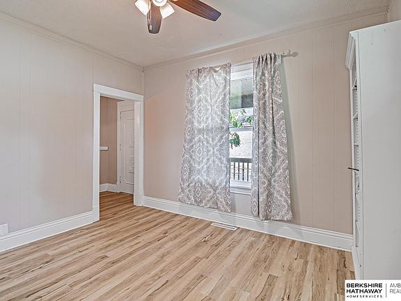5th image of 1473 Evans St