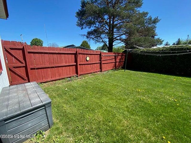 4th image of 18 Liberty Street