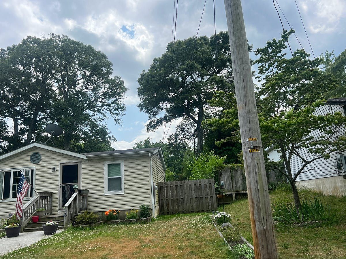 105 Hollywood Dr, Egg Harbor Township, NJ 08234 Zillow