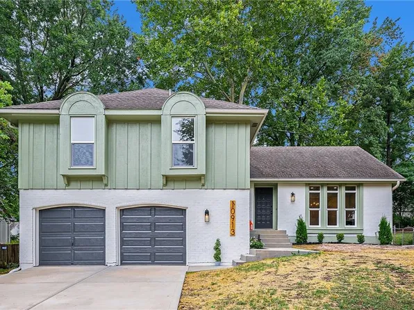 10913 W 101st St, Overland Park, KS 66214