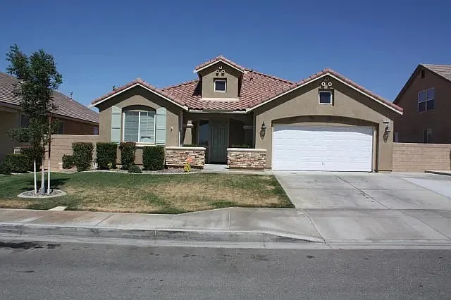 Building Photo - 43902 Madison Ct