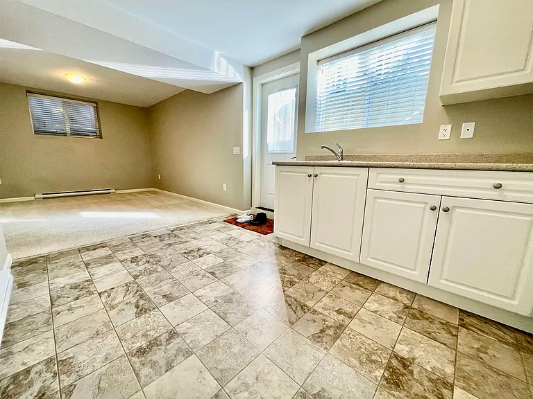 790X 211b St #BASEMENT — Photo 4