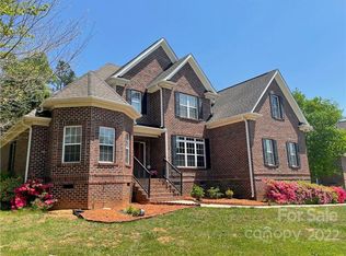 181 Winding Creek Dr, Troutman, NC 28166