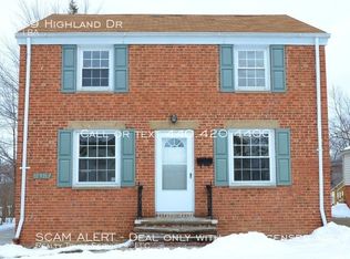 18319 Highland Dr, Maple Heights, OH