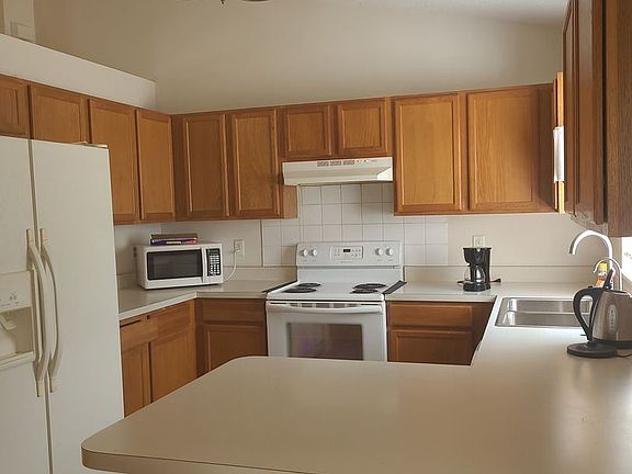 3rd image of 35253 Maple Leaf Dr