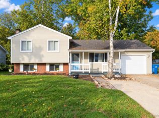 11156 Fuller St, Grand Blanc, MI 48439