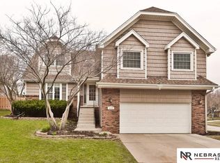 1112 N 154th St, Omaha, NE 68154