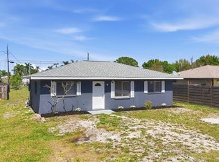 564 Leach St, Englewood, FL 34223