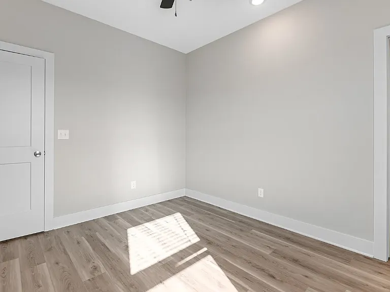 200 E Janet Ave — Photo 6