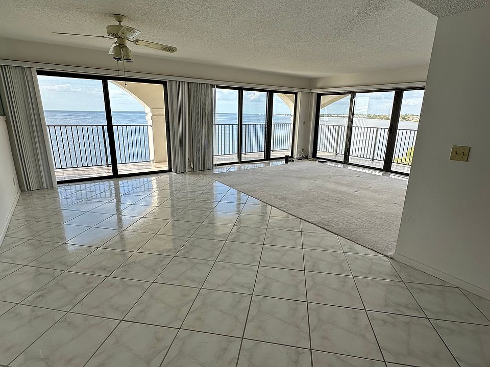 1st image of 444 Mariner Dr