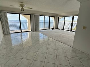 444 Mariner Dr, Tarpon Springs, FL 34689
