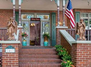 46 Hillside Ave, Eureka Springs, AR 72632
