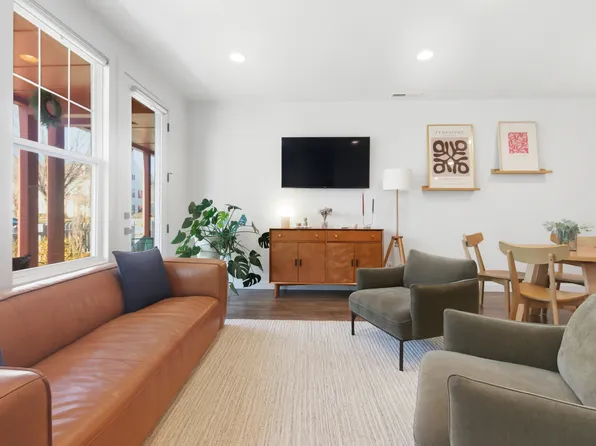 11171 S Kestrel Rise Rd, South Jordan, UT 84009