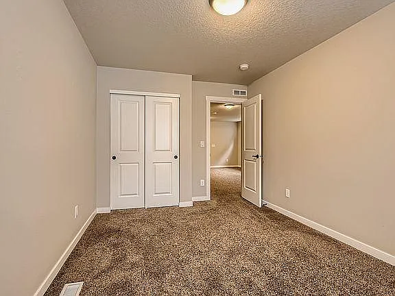 4017 SE 168th Ave — Photo 25
