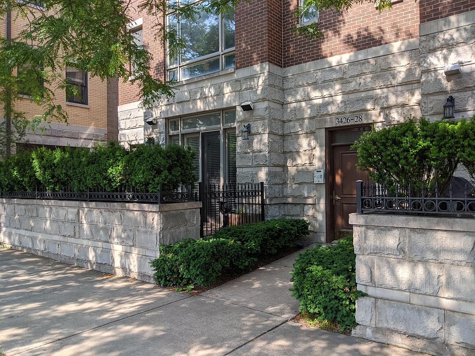 1st image of 3426 N Ashland Ave APT 1S