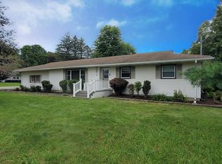 2 Swan Ln, Painted Post, NY