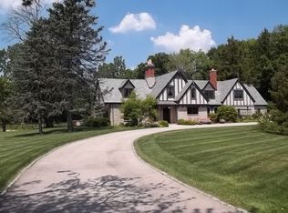 1620 Sunset Ridge Rd, Northbrook, IL 60062