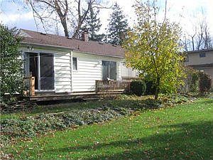 5th image of 3410 Bowen Rd