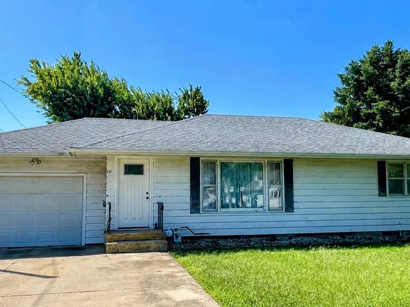 417 W 6th St, Minonk, IL 61760