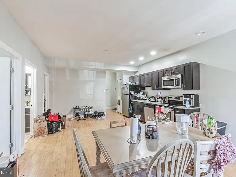331 N 40th St #3B — Photo 14
