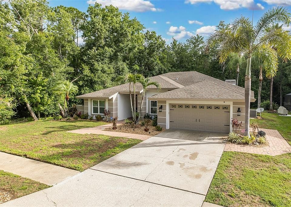 1st image of 321 WATERFORD CIRCLE E