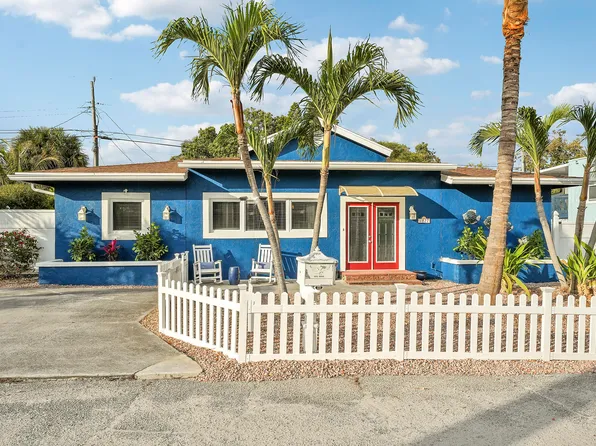 1827 Len Dr, North Palm Beach, FL 33408