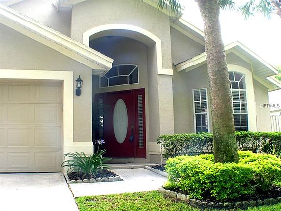 2nd image of 888 N Lake Claire Cir