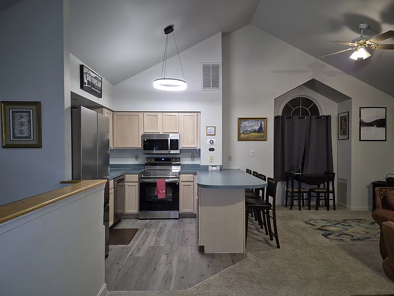 Maple Way — Photo 17