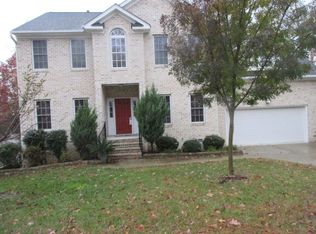 233 Southlake Pl, Newport News, VA 23602