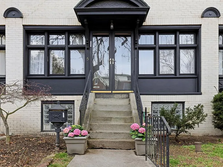 5 Ellsworth Ter #1 — Photo 16
