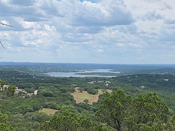 3rd image of 8648 Bluff Ridge Trl